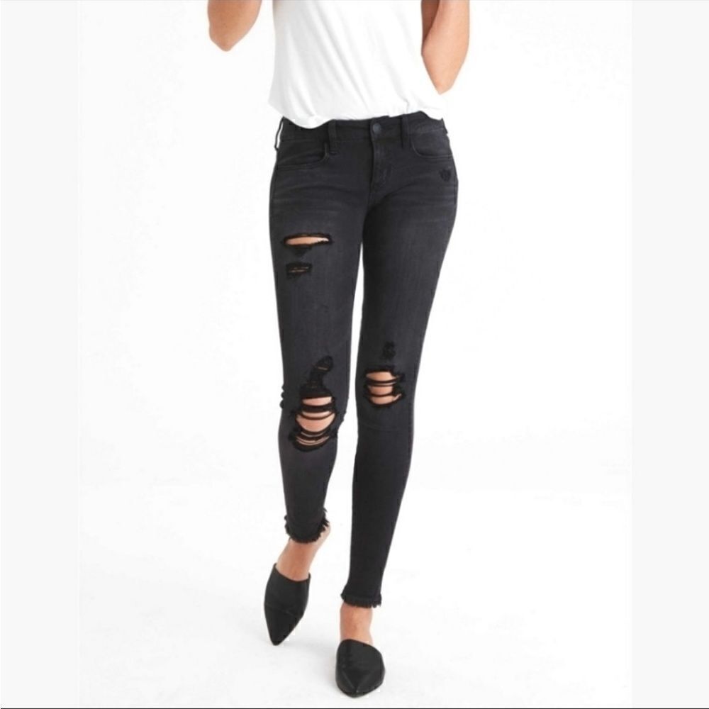 EXCELLENT DISTRESSED CONDITION AMERICAN EAGLE SIZE 6 SUPER STRETCH JEGGING